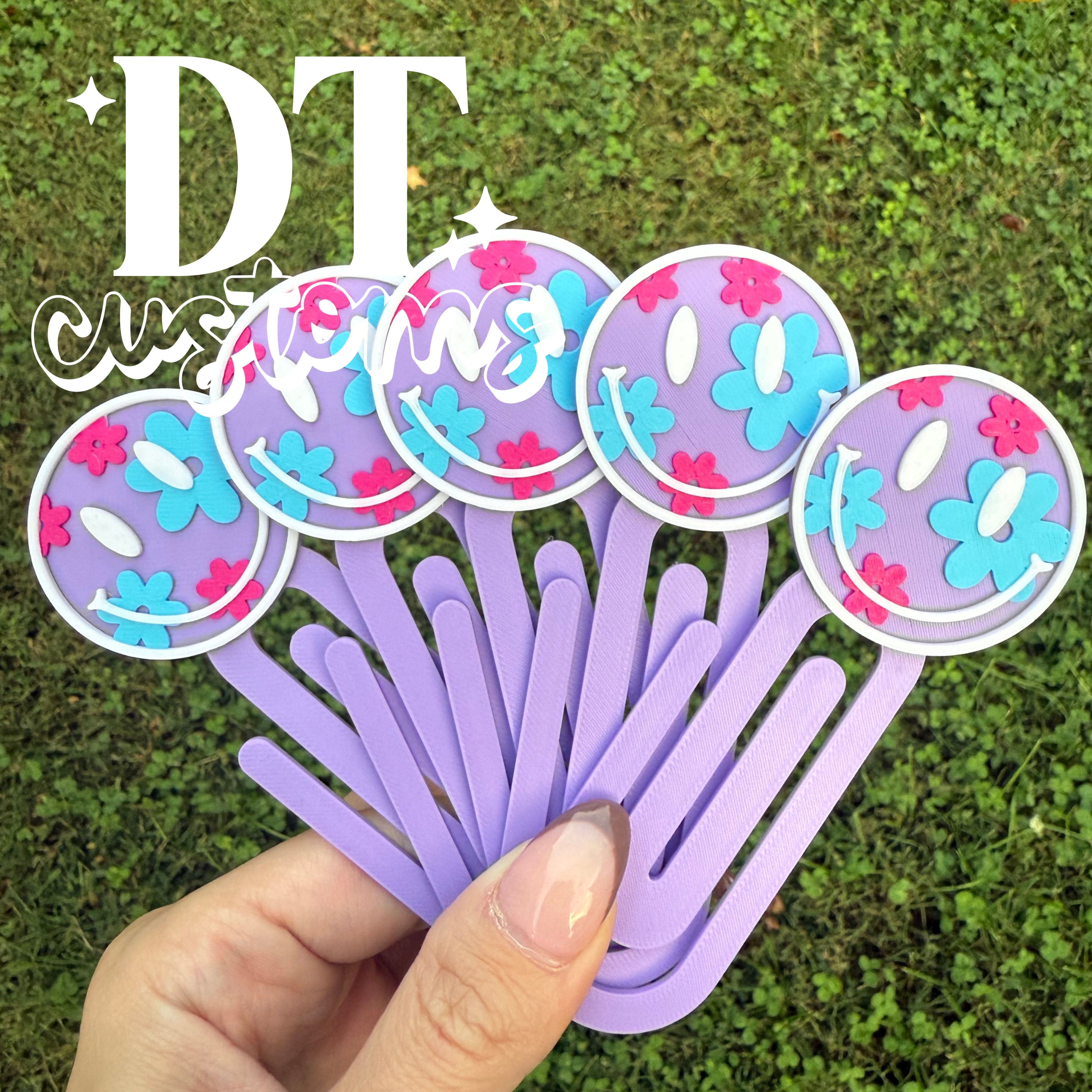 Single Floral Smiley 3D Jumbo Paper Clip